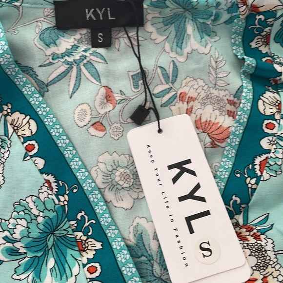 Women's Summer Boho Beach Mini Casual Short Sleeve Ruffle Bohemian Floral Dress - Picture 7 of 8